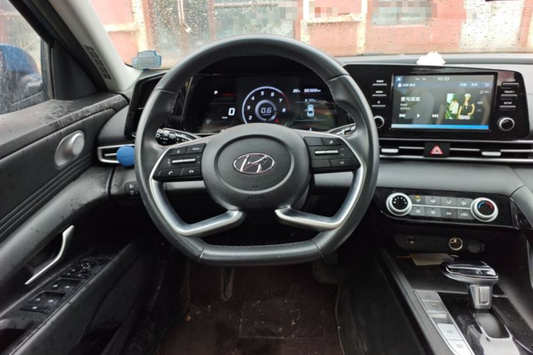 Used Hyundai Elantra 2021 1.5L CVT GLX Elite Edition Steering Wheel