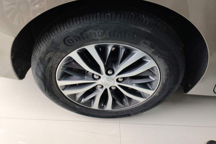 Used Buick GL8 2023 ES Lu Zun Comfort Model