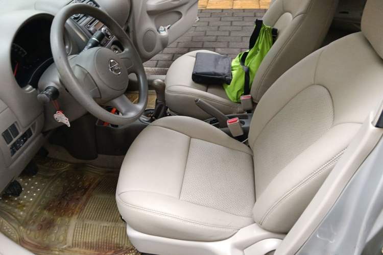 Used Nissan Sunny 2011 1.5XE Manual Comfort Edition Left Front Seat