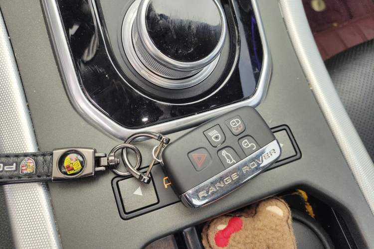 Used Land Rover Range Rover Evoque 2014 2.0T 5-Door Ignite Edition
