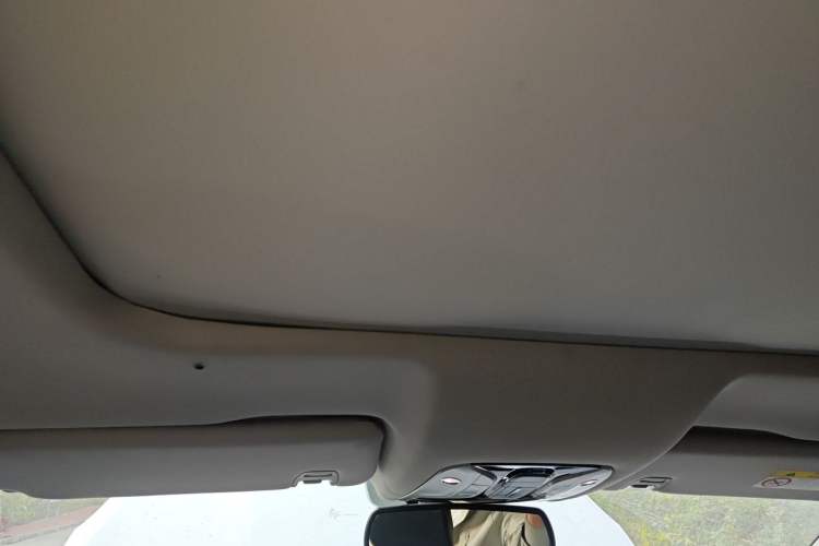 Used GAC Trumpchi GS8 2017 320T Two-Wheel Drive Luxury Smart Connectivity Version (7 Seats)
