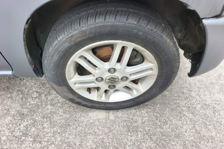 Used Suzuki Wagon R 2012 All-Purpose Model 1.4L Manual Standard Version Right Front Wheel Hub