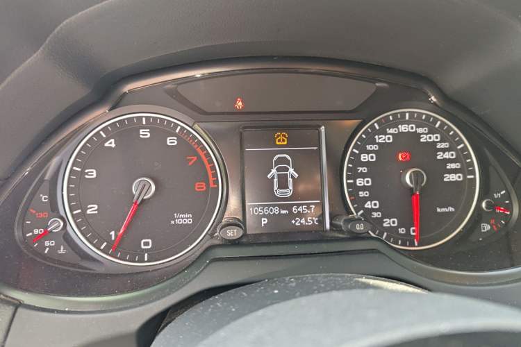 Used Audi Q5 2015 40 TFSI Technology Edition
