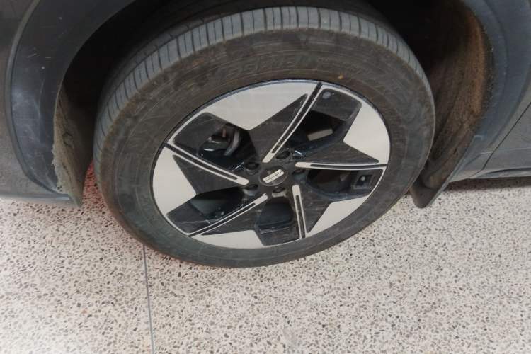 Used Geely Galaxy E5 2026 Model 610km Long-Distance Edition