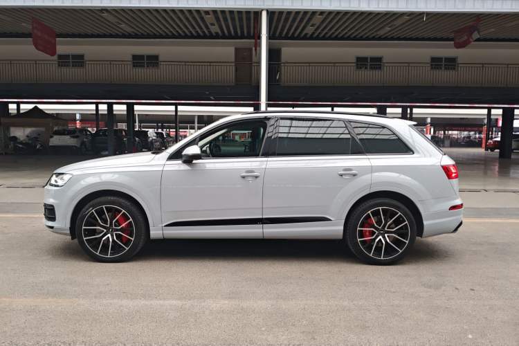 Used Audi Q7 2016 45 TFSI Technology Edition
