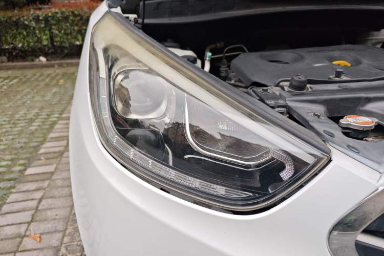 Used Hyundai ix35 2015 2.0L Automatic 2WD Smart Type China IV
