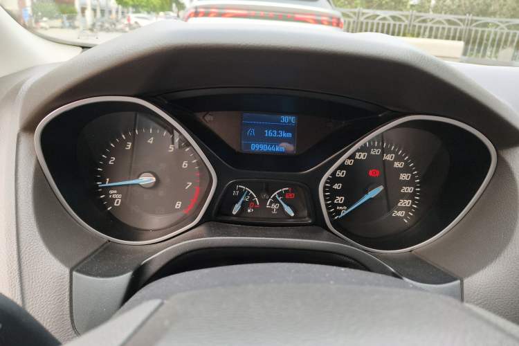 Used Ford Focus 2012 Sedan 1.6L Manual Comfort Model Instrument Cluster