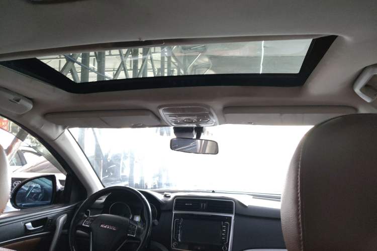Used Haval H6 2014 Sport Version 1.5T Manual Two-Wheel Drive Elite Edition Headliner