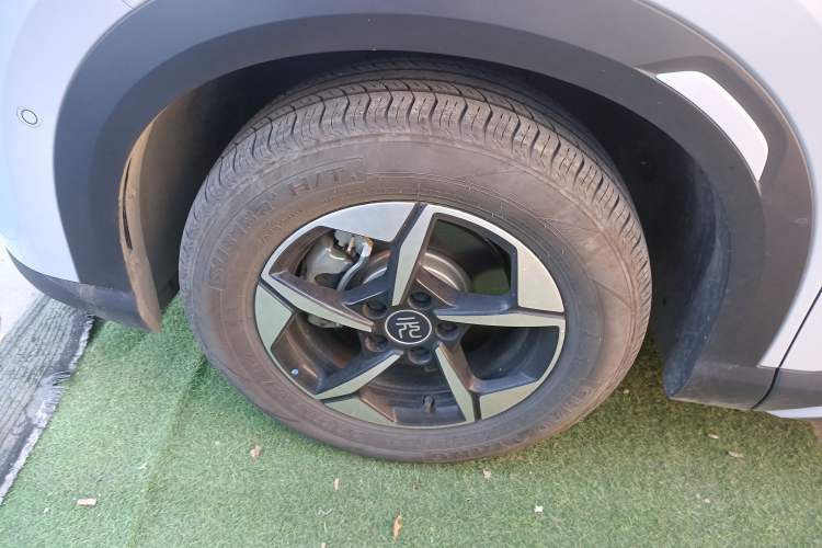 Used BYD Yuan UP 2025 Intelligent Driving Version 401 km Beyond-Range Edition