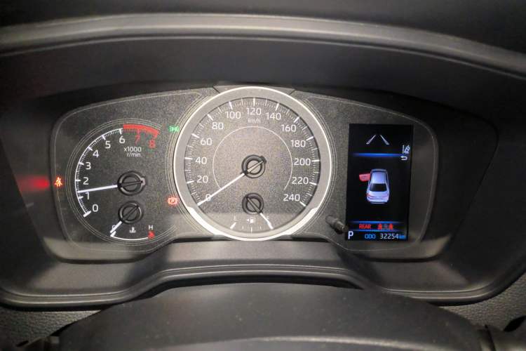 Used Toyota Levin 2019 185T CVT Luxury Edition China VI Standard