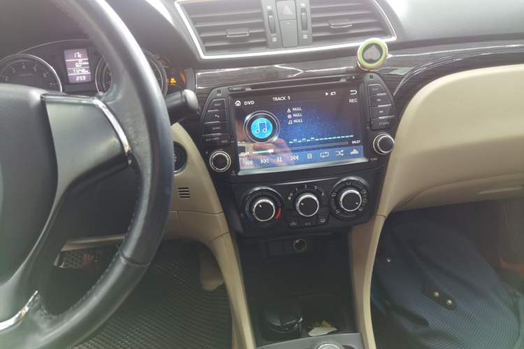 Used Suzuki Alivio 2015 1.6L Manual Enjoyment Model