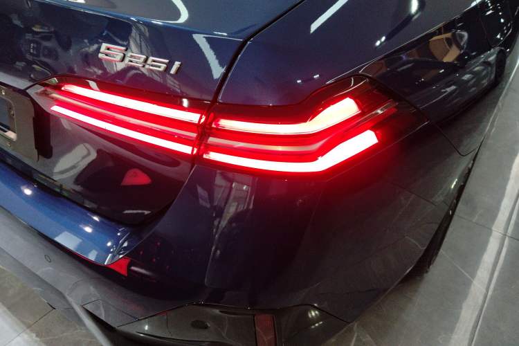 Used BMW 5 Series 2024 525i M Sport Package