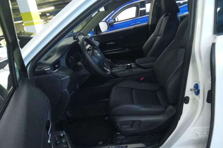 Used Toyota Venza 2022 2.0L CVT Two-Wheel Drive Luxury Edition
