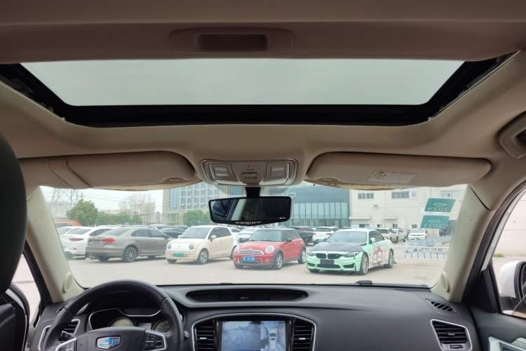 Used Geely Auto Vision X6 2016 1.3T CVT Flagship Model Headliner