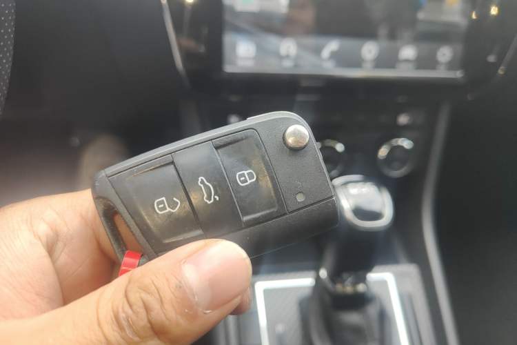 Used Skoda Superb 2018 TSI330 DSG Comfort Edition China VI Standard Vehicle Key