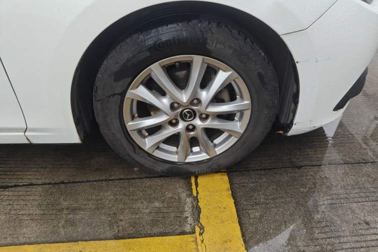 Used Mazda 3 Axela 2016 Sedan 1.5L Manual Comfort Model Right Front Wheel Hub