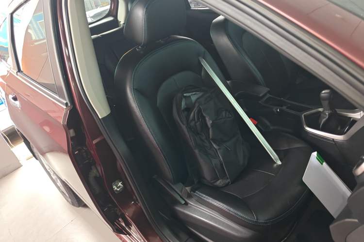 Used Venucia T70 2016 1.6L Manual Ruixing Edition
