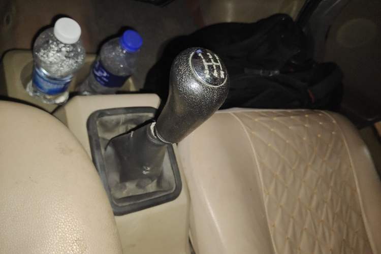 Used Dongfeng Xiaokang C37 2012 1.4L Entrepreneur II Type DK13-06 Gear Lever
