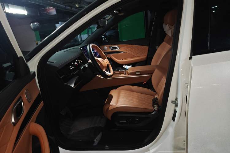 Used NETA L 2024 Extended-Range 310 Flash-Charge Red Edition