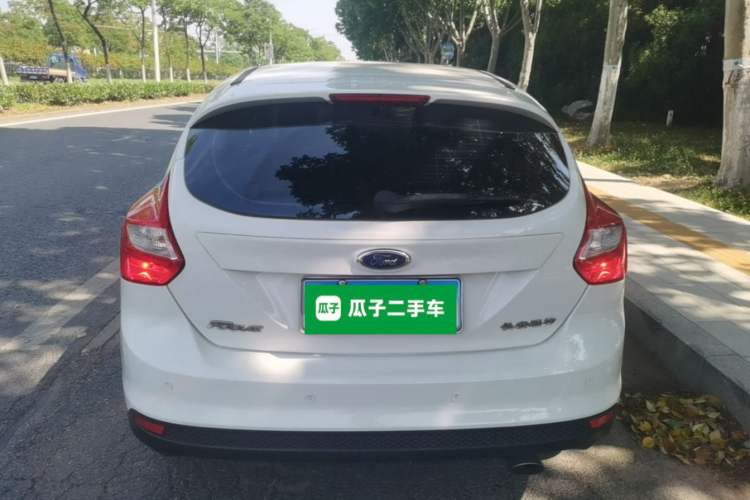 Used Ford Focus 2012 Hatchback 1.6L Manual Comfort Model
