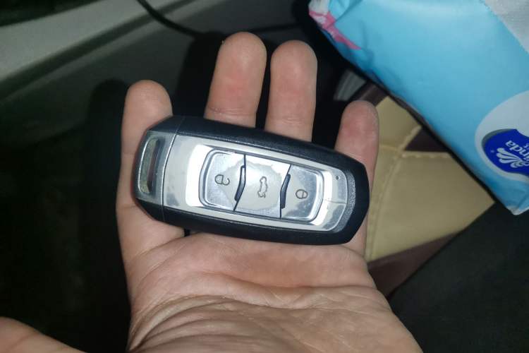 Used Geely Auto Emgrand 2014 Sedan 1.5L Manual Elite Model