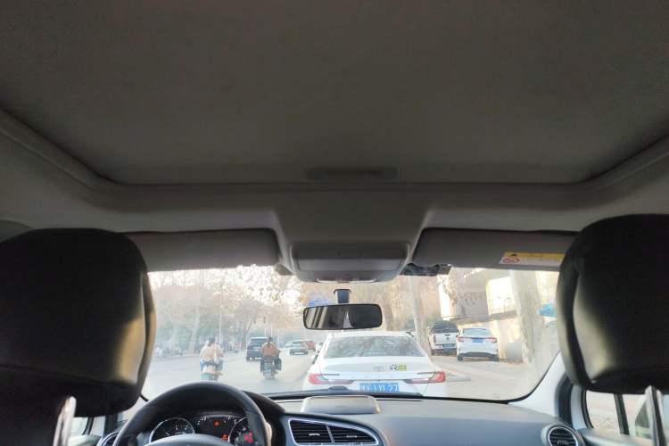 Used Peugeot 3008 2015 2.0L Automatic Classic Edition