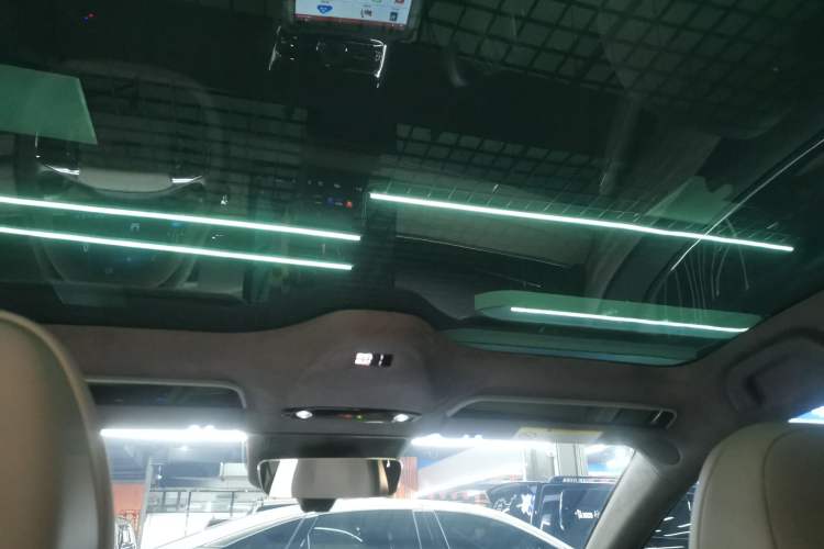 Used Geely Galaxy 8 2025 130km EM-P Starship Edition