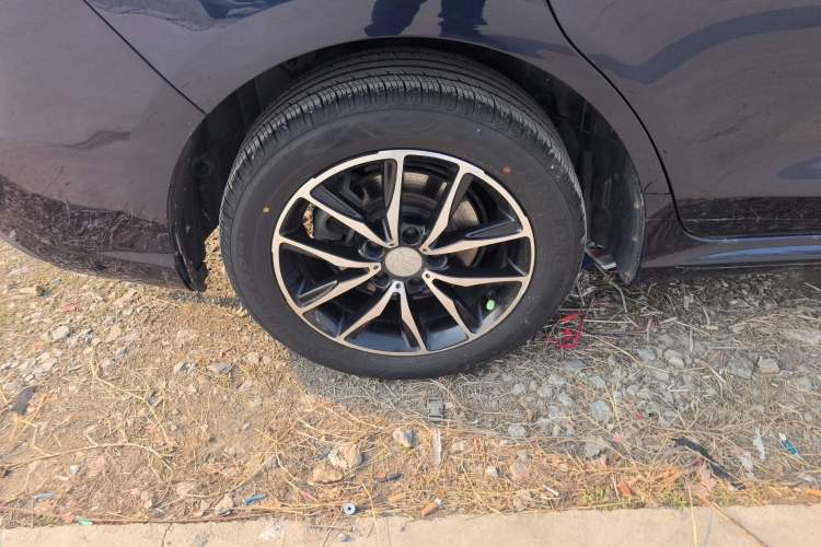 Used BYD Song MAX 2018 1.5T Automatic Smart Connect Luxury 6-Seater
