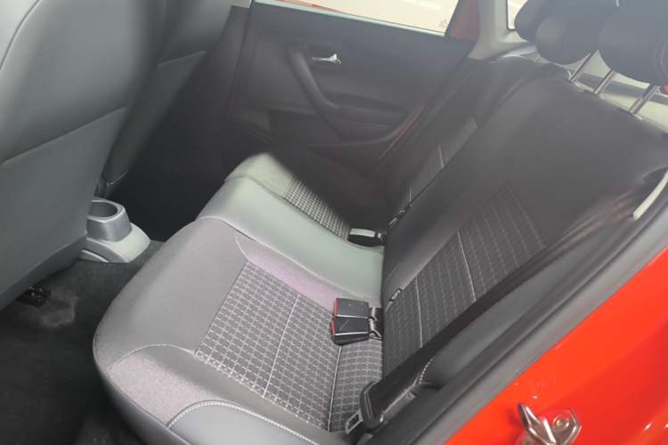 Used Volkswagen Polo 2018 1.5L Automatic Enjoyment Model
