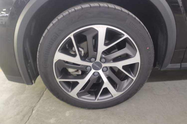 Used Lynk & Co 01 2021 2.0TD Four-Wheel Drive Hype-Halo Left Front Wheel Hub