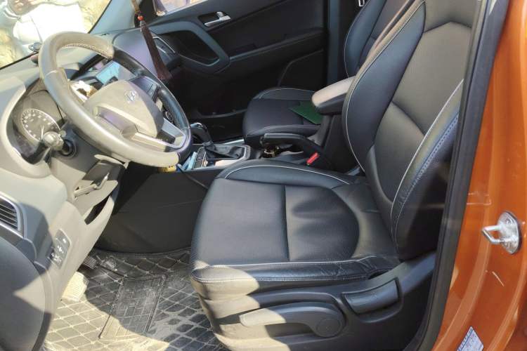 Used Hyundai ix25 2015 1.6L Automatic Two-Wheel Drive Smart GLS Trim
