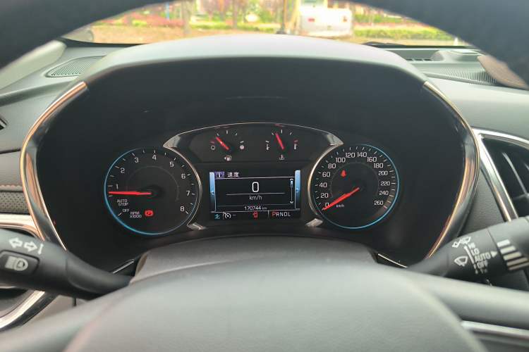 Used Chevrolet Equinox 2018 RS 550T Automatic All-Wheel-Drive Boundary Edition Instrument Cluster