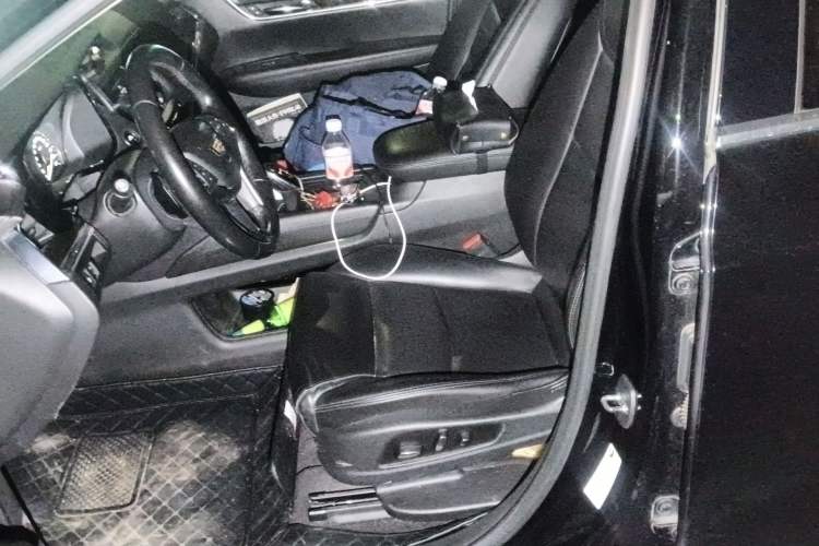 Used Cadillac XT5 2018 28T Four-Wheel Drive Luxury Model
