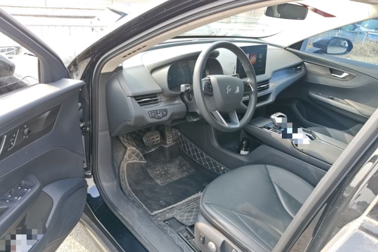 Used Hongqi E-QM5 2023 Revised Version Basic Travel Edition Driver Seat