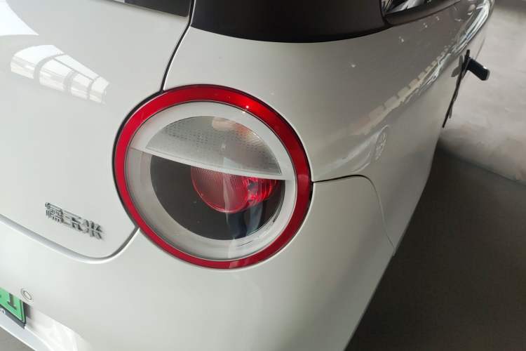 Used CHANGAN NEVO Lumin 2022 210km Sweet Edition Right Rear Taillight