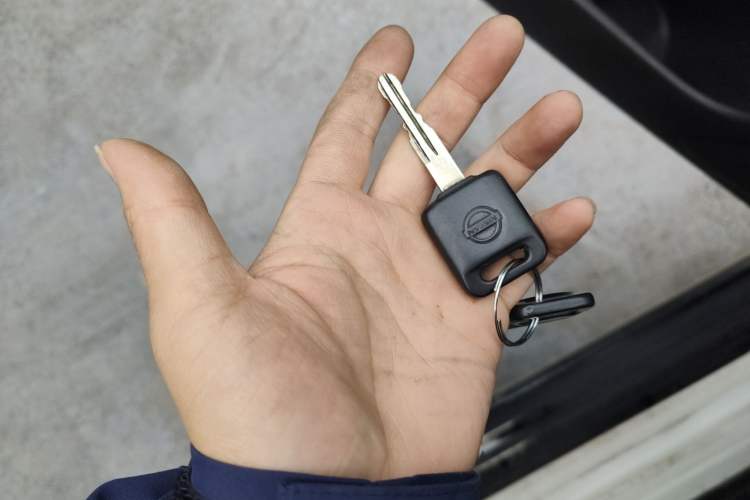 Used Nissan Navara 2017 2.5L Manual Two-Wheel Drive Standard Edition QR25