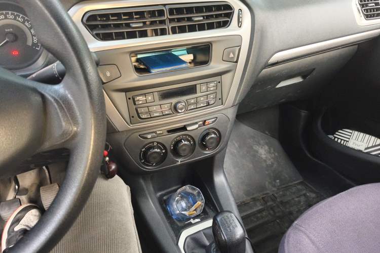 Used Peugeot 301 2014 1.6L Manual Comfort Edition