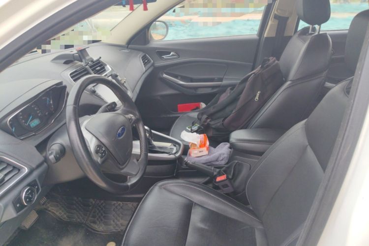 Used Ford Escort 2015 1.5L Automatic Fashion Model Left Front Seat