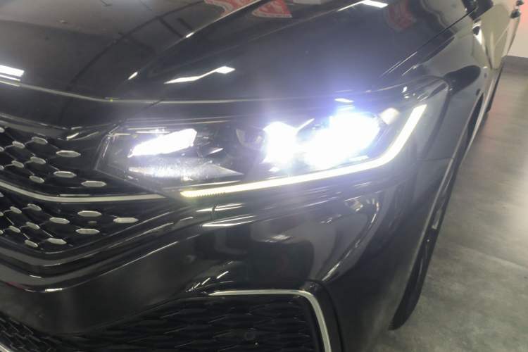 Used Volkswagen Passat 2023 330TSI Starry Elite Edition