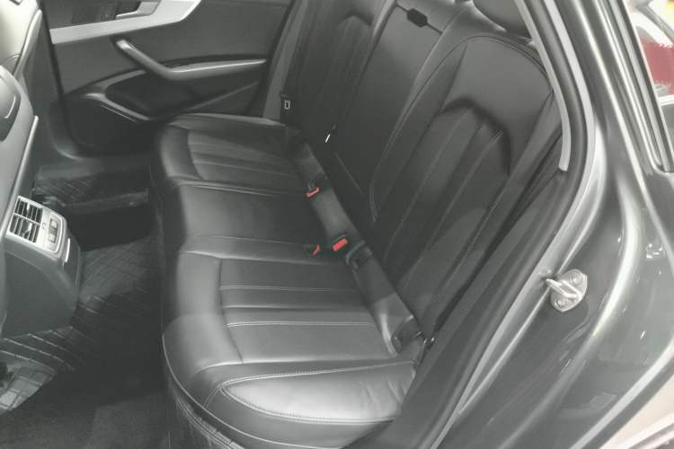 Used Audi A4L 2022 40 TFSI Fashion Dynamic Model