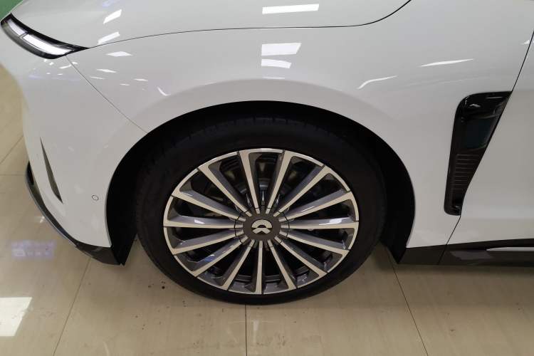 Used Nio ET9 2025 100 kWh