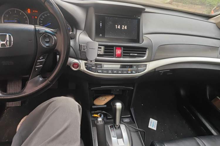 Used Honda Crosstour 2016 2.4L Luxury Edition
