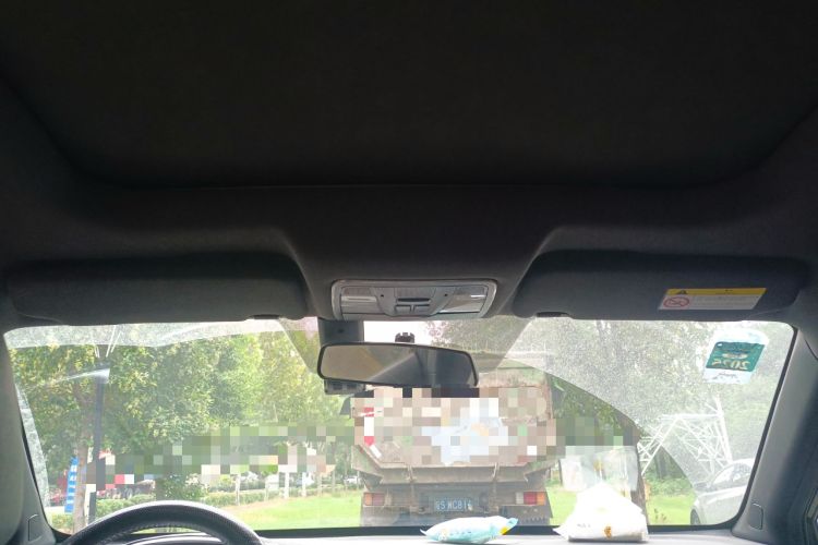 Used Dongfeng Fengon ix5 2019 220T CVT Zhiyue Trim China VI Standard Headliner