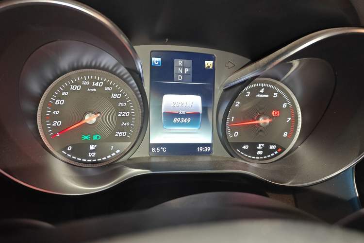 Used Mercedes-Benz C-Class 2018 C 200 L 4MATIC Sport Edition
