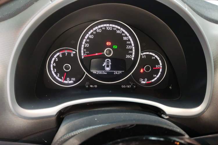 Used Volkswagen Beetle 2016 180TSI Club Edition Instrument Cluster