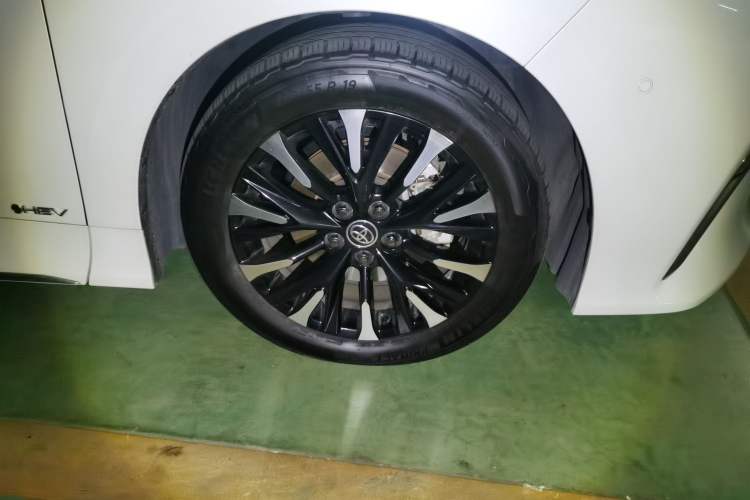 Used Toyota Alphard 2024 Dual-Engine 2.5L Prestige Edition