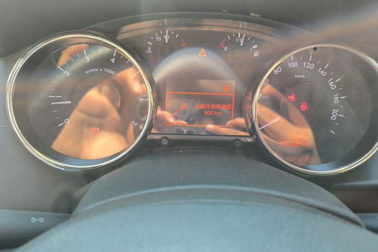 Used Peugeot 3008 2015 2.0L Automatic Classic Edition