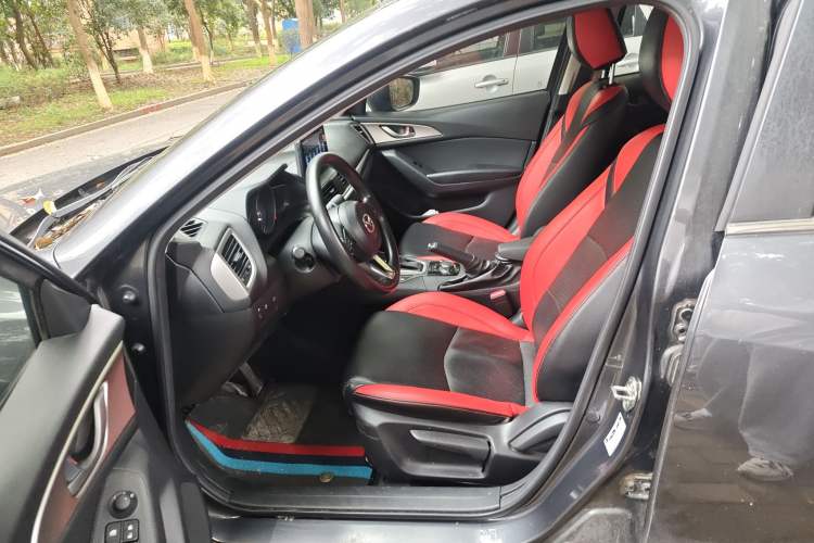 Used Mazda Mazda 3 Axela 2017 Sedan 1.5L Automatic Comfort Model Emission Standard China V