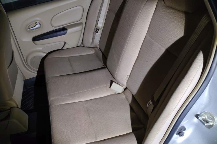 Used Venucia D50 2013 1.6L Manual Fashion Edition Left Rear Seat