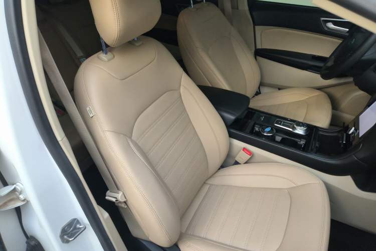 Used Ford Edge 2020 EcoBoost 245 Two-Wheel-Drive Titanium 5-Seater